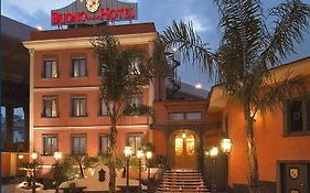 Buono Hotel Naples
